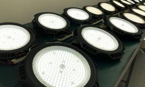 ufo-high-bays-high-lumens-logo-customized-product-info-aging-2 ufo-high-bays-high-lumens-logo-customized-product-info-aging-2